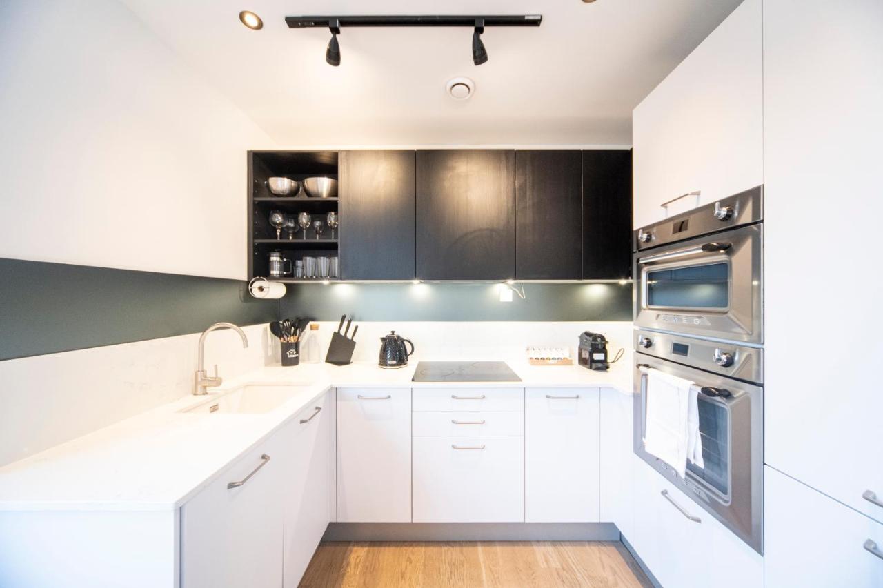 Bright & Quiet - Spacious Apt With Balcony & Lift * Londres