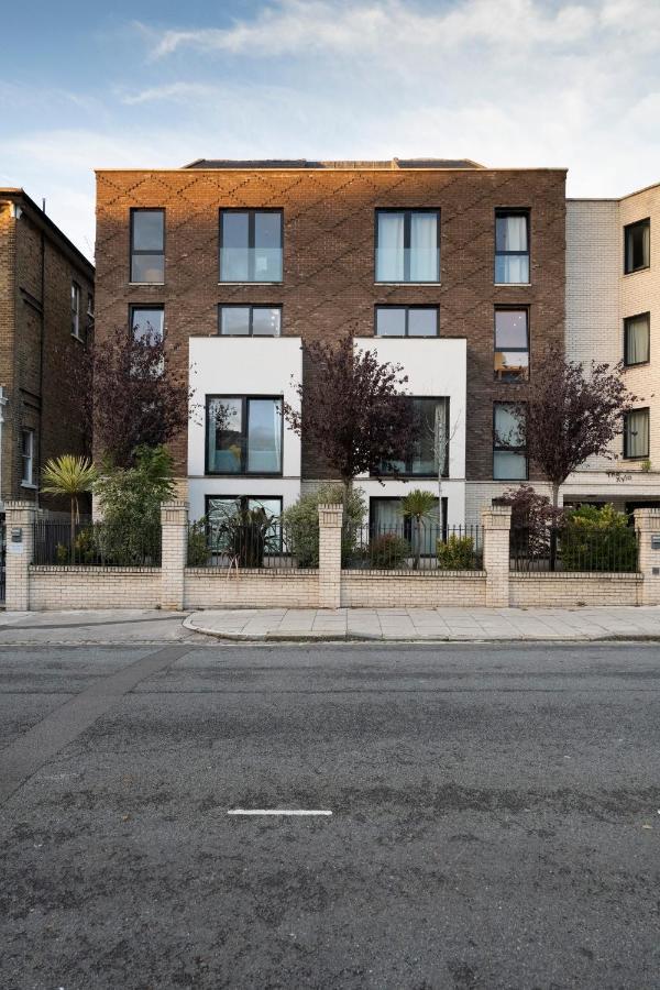 Bright & Quiet - Spacious Apt With Balcony & Lift * Londres